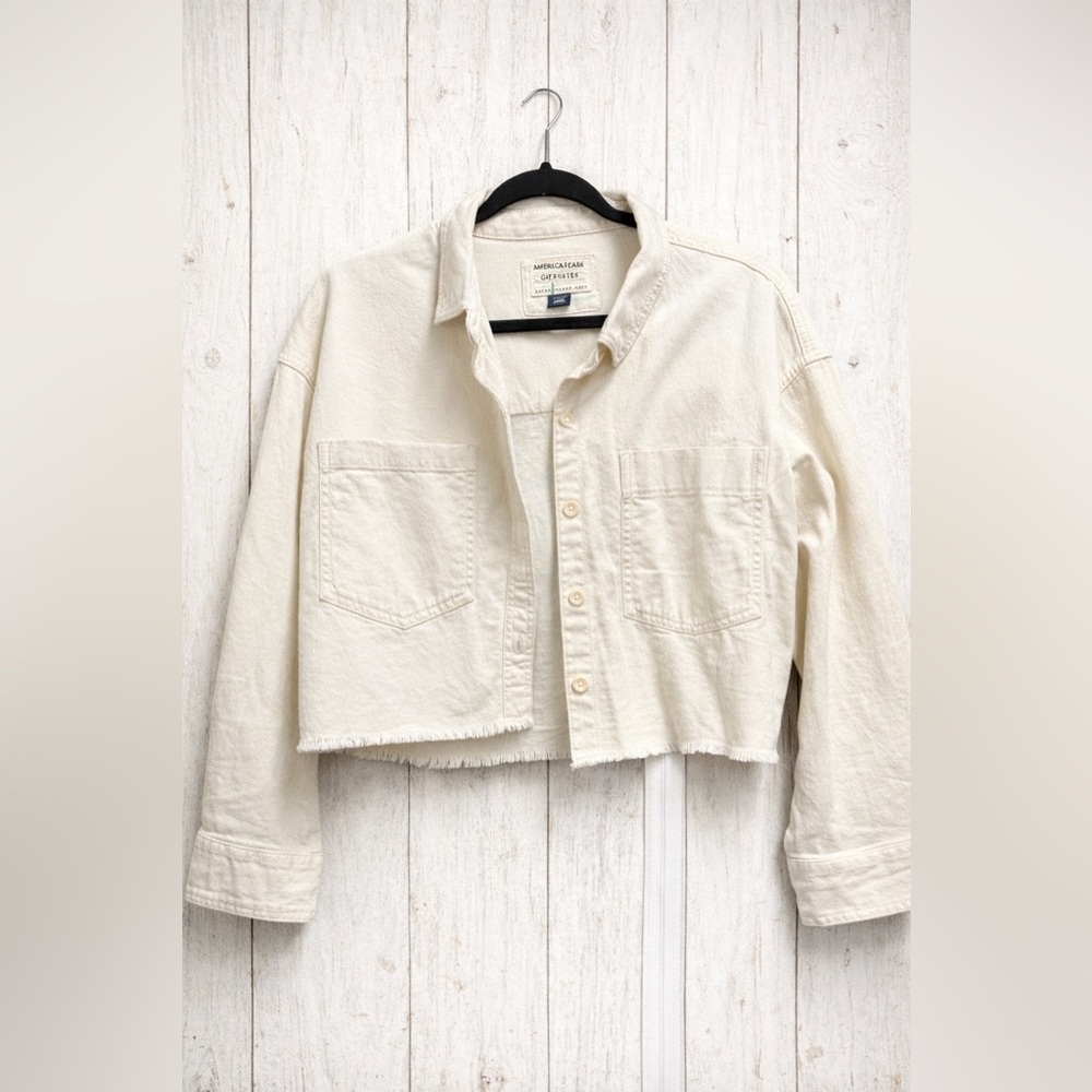 American Eagle Outfitters Women's Off-White Cropped Jean Jacket